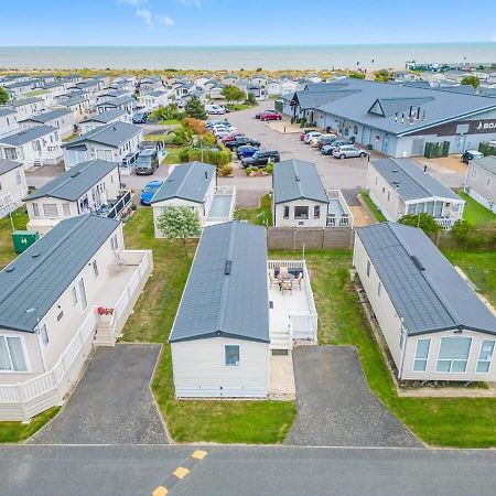 Escape To Paradise At Pevensey Bay Holiday Park 13 Woodland Walk Villa Екстериор снимка
