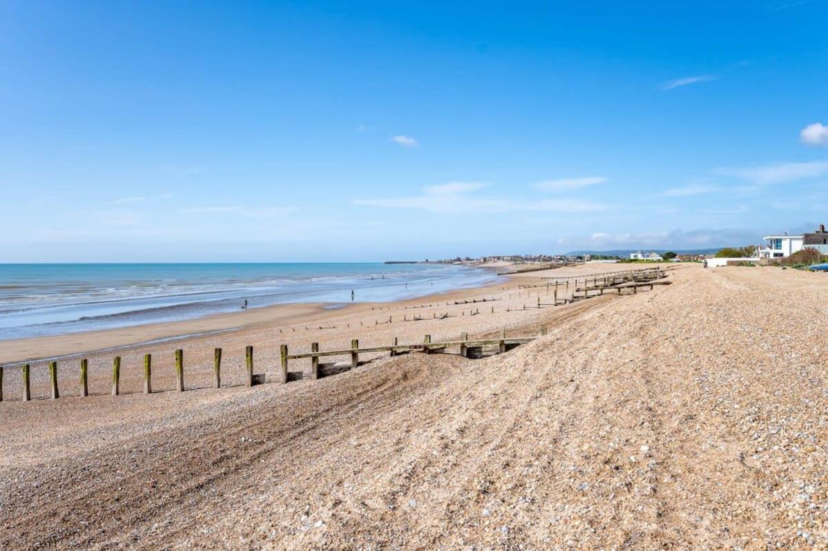 Escape To Paradise At Pevensey Bay Holiday Park 13 Woodland Walk Villa Екстериор снимка