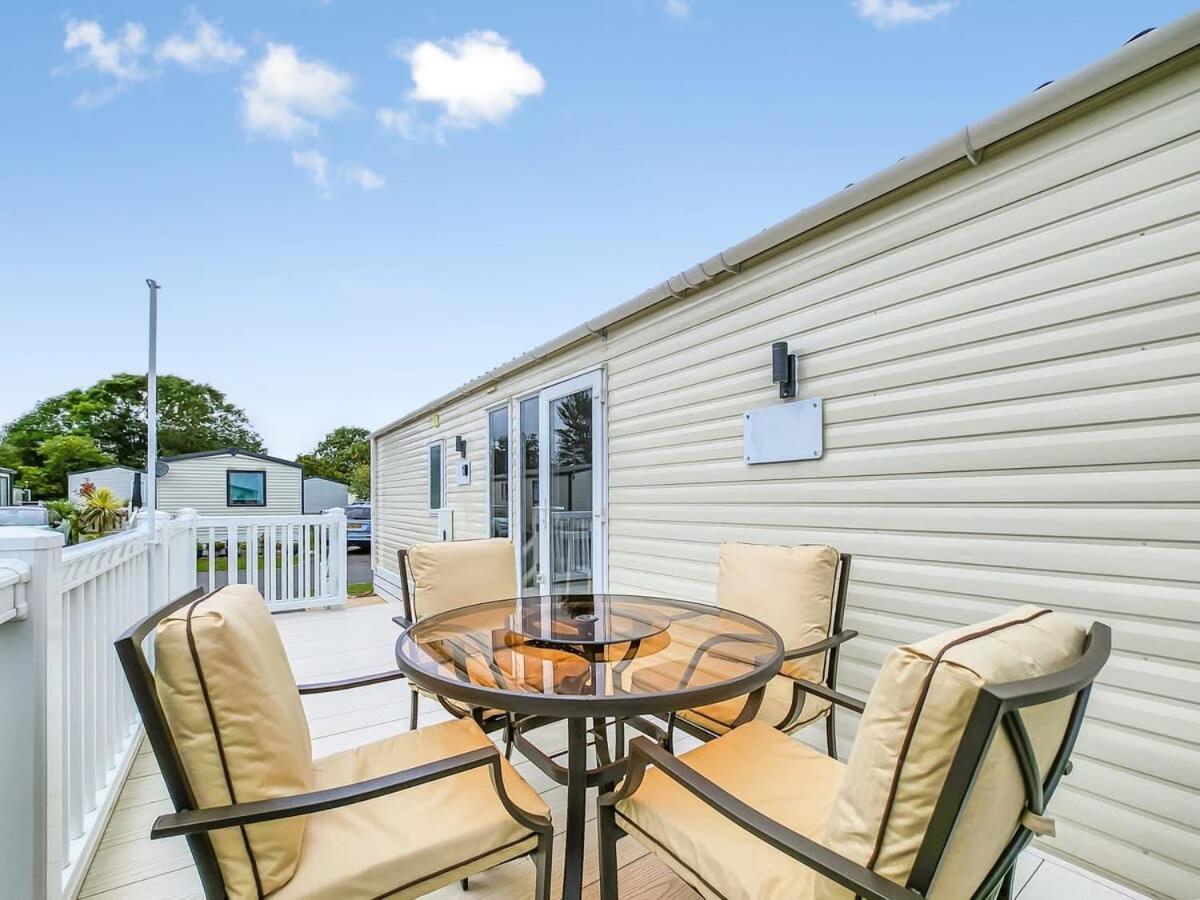 Escape To Paradise At Pevensey Bay Holiday Park 13 Woodland Walk Villa Екстериор снимка