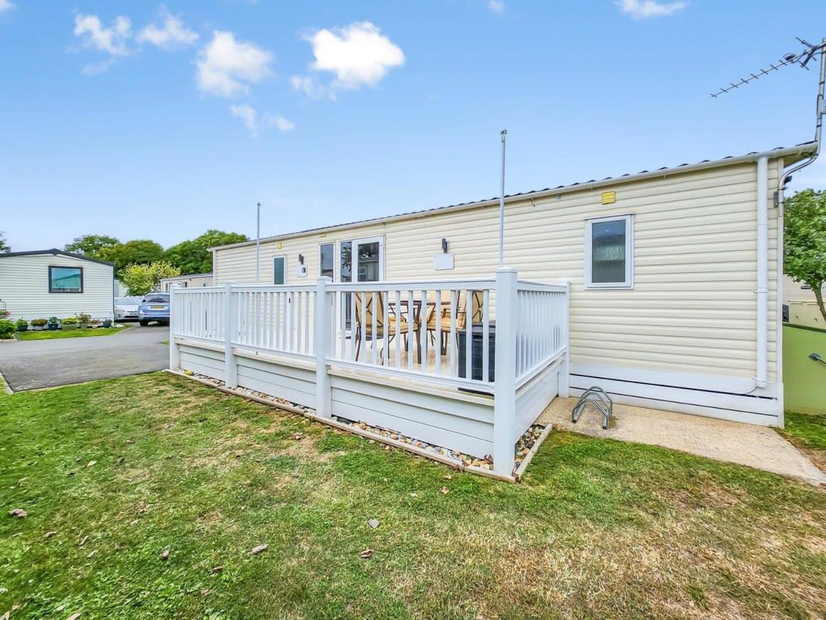 Escape To Paradise At Pevensey Bay Holiday Park 13 Woodland Walk Villa Екстериор снимка