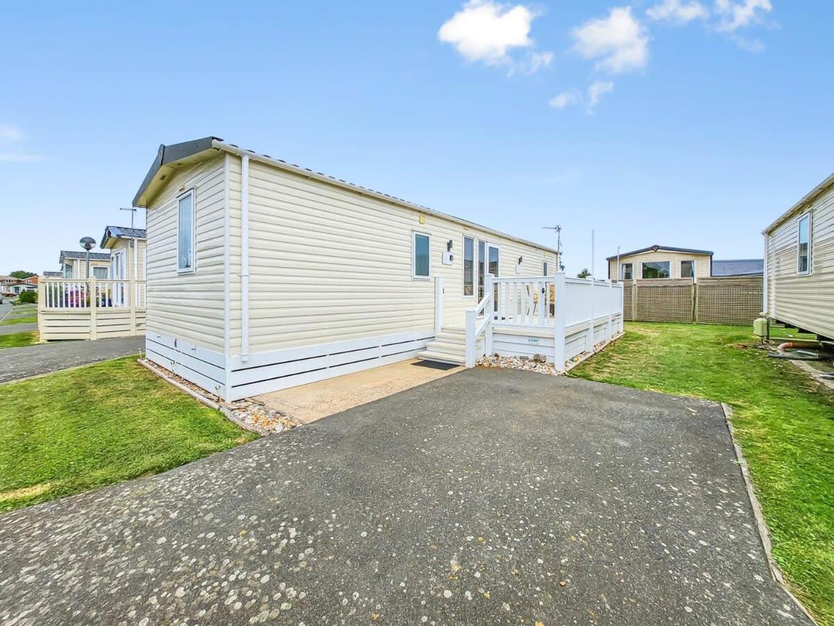 Escape To Paradise At Pevensey Bay Holiday Park 13 Woodland Walk Villa Екстериор снимка